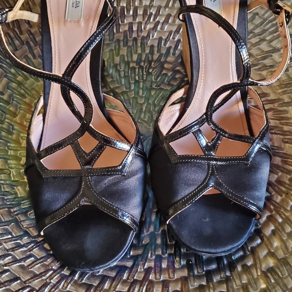 PRADA t-strap peep toe, wedge sandal sz 40 - Picture 4 of 7